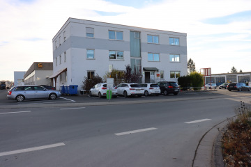 Verkehrsgünstige Lage an der A9 – 13,5 m² Einzelbüro in Bindlach, 95463 Bindlach, Bürohaus