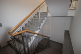 Schicke 2-Zimmer-Altbauwohnung im Herzen der Fußgängerzone - Treppenhaus