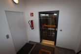 Schicke 2-Zimmer-Altbauwohnung im Herzen der Fußgängerzone - Aufzug